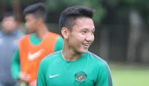 Syahrian abimanyu (born 25 april 1999) is an indonesian professional footballer who plays as a midfielder for malaysian club johor darul ta'zim, and the indonesia national team. 5 Fakta Syahrian Abimanyu Pemain Lulusan Eropa Yang Kehebatan Mampu Saingi Egy Maulana Boombastis