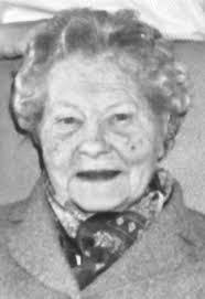 Susie Knox's Instagram, Twitter & Facebook