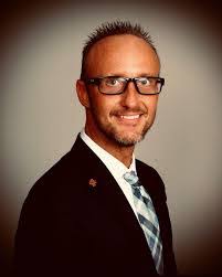 Kelly Letson's Instagram, Twitter & Facebook