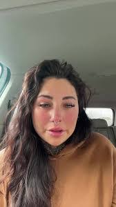 Stephanie Gump's Instagram, Twitter & Facebook