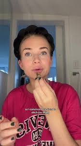 Sasha Worley's Instagram, Twitter & Facebook