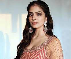 Check spelling or type a new query. Malavika Mohanan Wiki Age Height Family Movies Biography Breezemasti