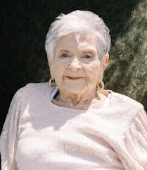 Carolyn Cockerham's Instagram, Twitter & Facebook