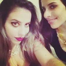 Ana Carol Custódio (@Anacaroldc)