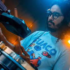 La mejor parte, escuchar... Foto @genecruz.art