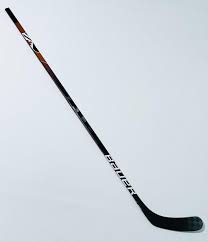 Les sabres de buffalo ont réclamé le défenseur canadien owen power au tout premier rang du repêchage de la ligue nationale de hockey (lnh), vendredi. Team Canada World Juniors Bauer Vapor Flylite Nexus Geo Dress Hockey Stick Owen Power Sidelineswap