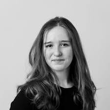 Amy Arriaga's Instagram, Twitter & Facebook