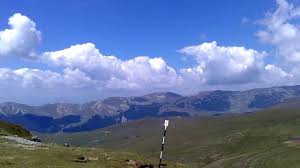 Since most people will be scanning this list for their camera, it should be easy to do so: Romania Cota 2000 Sinaia Iulie 2013 Youtube