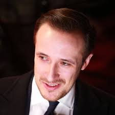 Auerdem will er den mitgliederschwund stoppe n. Armin Laschet Verteidigt Masken Auftrag An Modefirma Van Laack