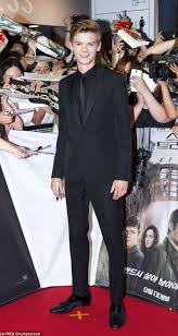 Pin By Theblindbeifongbandit On Maze Runner Thomas Sangster Brodie Sangster Thomas Brodie Sangster