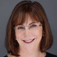 Beverly Hammond's Instagram, Twitter & Facebook