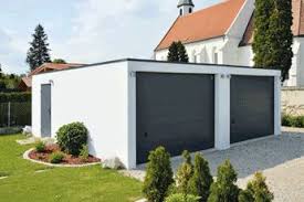 Doppelgarage Von Bangerl Fertiggaragen Wohnt Ihr Auto Auch Schon Bei Bangerl Marktfuhrer In Der Schweiz Hat Garage Toit Plat Garage Beton Maison Container