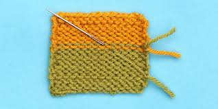 This mermaid tail blanket is first being knit as a kal on the designer yarns group. How To Weave In Short Yarn Tails 10 Rows A Day