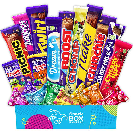 Cadbury Faves Chocolate Box Gift Hamper – Medium