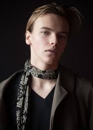 Stanley Simons Fan Casting