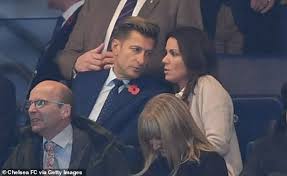 Susanna reid's new boyfriend confirmed: Susanna Reid And Steve Parish Are Back Together Aktuelle Boulevard Nachrichten Und Fotogalerien Zu Stars Sternchen
