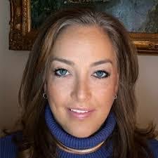 Katrina Arthur's Instagram, Twitter & Facebook