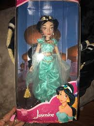 Disney Princess Jasmine Porcelain Keepsake Doll Disney Dolls Disney Princess Dolls Disney Princess Jasmine