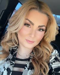 Many people hate to see that I've made it through my past.💋