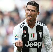 Cristiano ronaldos zeit bei juventus turin könnte im sommer nach drei jahren enden foto. Neues Trikot Juventus Bricht Mit 116 Jahre Alter Tradition Welt