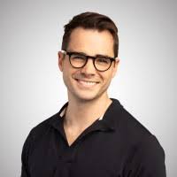 Dan Westland's Instagram, Twitter & Facebook