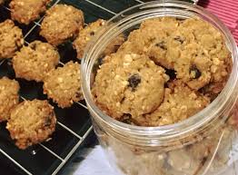 Untuk lebih memahami khasiat quaker oat untuk diet bisa dibaca berikut ini quaker oat selain memiliki gizi yang baik untuk tubuh juga sangan praktis dan bisa dicampur dengan menu apapun. Resepi Biskut Oat Nestum Paling Rangup Iluminasi