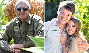 1939/1940 in melbourne, victoria, australia), is an australian naturalist, animal conservationist, and a pioneering herpetologist who is also famous for his conservation and. Bob Irwin Breaks Silence On Family Feud Saying He Hasn T Heard From Bindi Since Engagement Announced Daily Mail Online