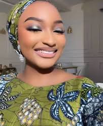 Stargurl Farida Faruk added a new...