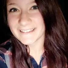 Bethany Munn's Instagram, Twitter & Facebook