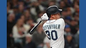 Rob Refsnyder continues to struggle, yet continues to pinch hit | Ultimate Seattle Sports Show