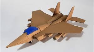 Hacer aviones de papel es divertido y fácil, en unos minutos puedes crear distintos tipos de aviones con papel blanco o con papel de colores para que sean especiales. Como Hacer Un Avion De Carton Muy Facil