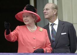 In this undated image released on march 7, 2021, queen elizabeth ii signs her annual commonwealth day message in st george's hall at windsor castle, to. Marido Da Rainha Elizabeth Ii E Hospitalizado Em Londres