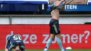 Polêmica sobre ausência de torcida marca duelo entre Ajax e FC Groningen