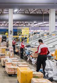 Kecoh satu malaya pasal parcel poslaju. Pos Laju Pos Malaysia