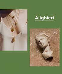 Set your look apart with a unique piece handmade. Pin On Handbags Gladrags