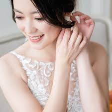 Alex Lear's Instagram, Twitter & Facebook