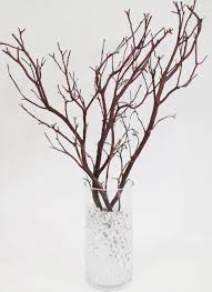 Complete your indoor decor—and find the perfect home for fresh and faux flowers—with our collection of vases and decorative objects. Decorating With Branches Cozy Designed Interiors Kenya