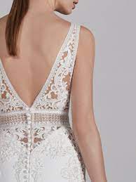 Emily Sample Pronovias Wedding Dress Wedding Dresses Making A Wedding Dress