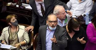 Hay que pedir explicaciones convincentes sobre la actividad de los no esenciales en olivos iglesias había cuestionado en las últimas horas a través de twitter la visita que florencia peña realizó en mayo del año pasado a la residencia de olivos, en el. Fernando Iglesias Salio A Aclarar Sus Dichos Sobre Florencia Pena Pero Redoblo Su Apuesta Sobre Los Escandalos Sexuales En Olivos Totalnews Agency Argentina