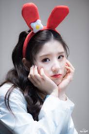Pin Oleh Moon Kyungmi Di Loona Gadis Cantik Selebritas Gadis Korea