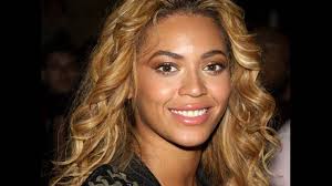 Warm blonde shades, unlike cool or neutral blonde shades, give that instant brightening boost our locks crave with the coming of warmer, sunnier days. Light Honey Blonde Hair Color Suits To Which Type Of Skins Suggested Brands Youtube