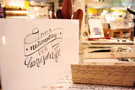 Na Heute Schon Geschrieben Wir Wunschen Euch Einen Schonen Nationaltag Der Handschrift Lettering Handlettering Kunstlerbedarf Schreibwaren Lettering