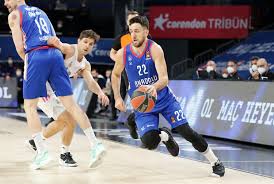 Real madrid'in deck, carroll ve llull ile kaydettiği basketlere singleton, anderson ve beaubois ile cevap veren anadolu efes, 15. Anadolu Efes Istanbul Vs Real Madrid Game