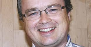 Helsetjenesten må styres etter faglige og menneskelige hensyn