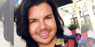 Album · 2015 · 1 song. Wow Deze Cosmetische Ingrepen Laat Roy Donders Binnenkort Doen