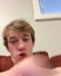 these guys r my world, feeling extra thankful for them rn 💙🕊