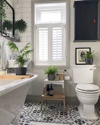 Love The Roll Top Bath Classic Style Toilet Taps Flusher The Floor Tiles Sto In 2020 Bathroom Decor Bathroom Interior Bathroom Design