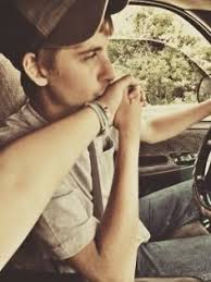 Madison Gill (maddithekidd)