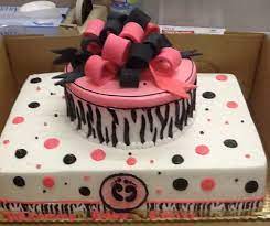 Calumet Bakery Half Sheet Cake With 8 Cake On Top With Fondant Bow Polka Dots And Baby Feet Half Sheet Cake Fondant Cake Tutorial Cake