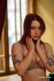 Ivy in Oil Painting at Emily Bloom - Free Naked Picture Gallery at Nudems